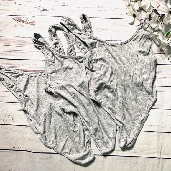 ONE LEFT! Nasty Gal 🌟4 for $20 - Picture 4 of 7